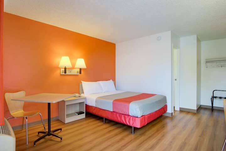 Room 4 of 26